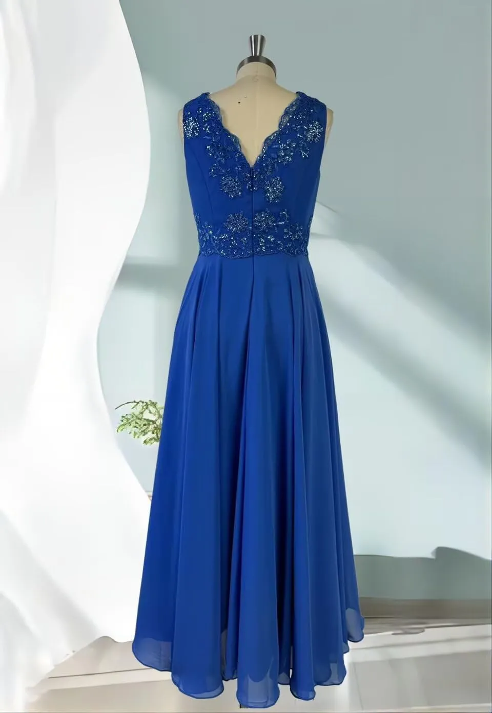 2 Piece Mother of The Bride Dresses with Jacket Chiffon V-Neck Laces Beaded Formal Evening Mother Dress for Wedding
