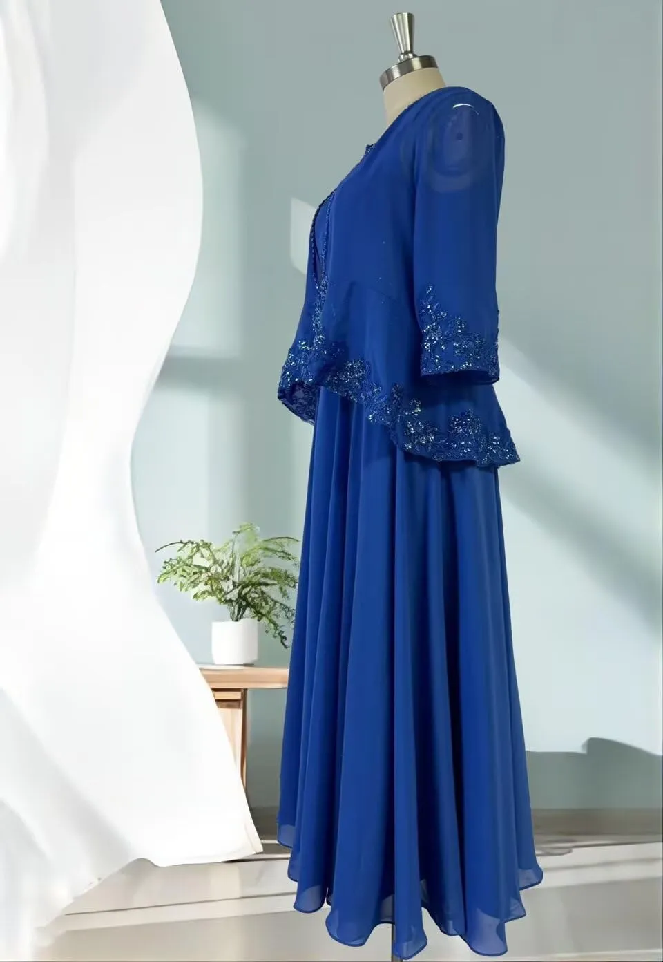 2 Piece Mother of The Bride Dresses with Jacket Chiffon V-Neck Laces Beaded Formal Evening Mother Dress for Wedding