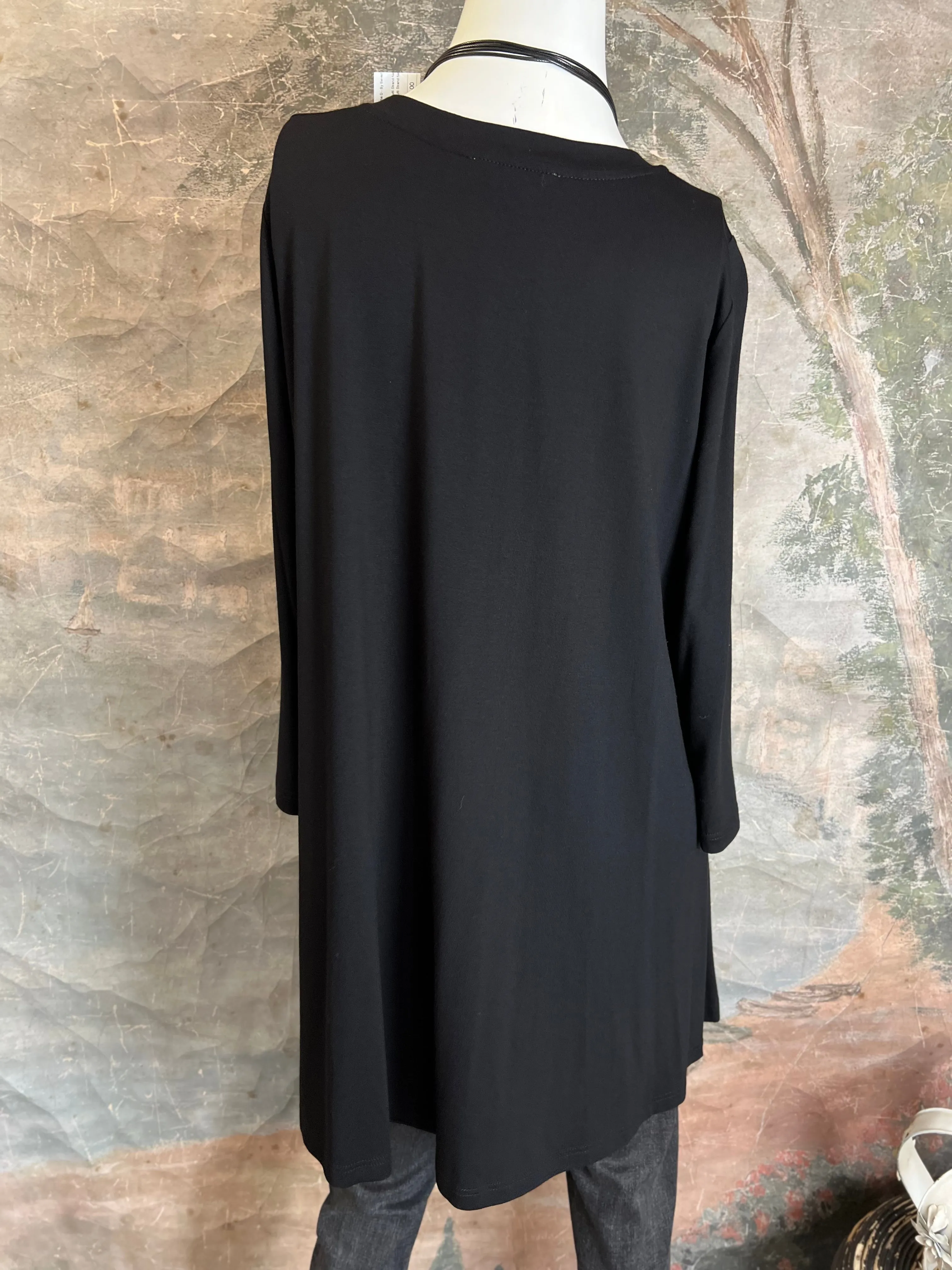 83443 Scoop Neck Hi Low Top