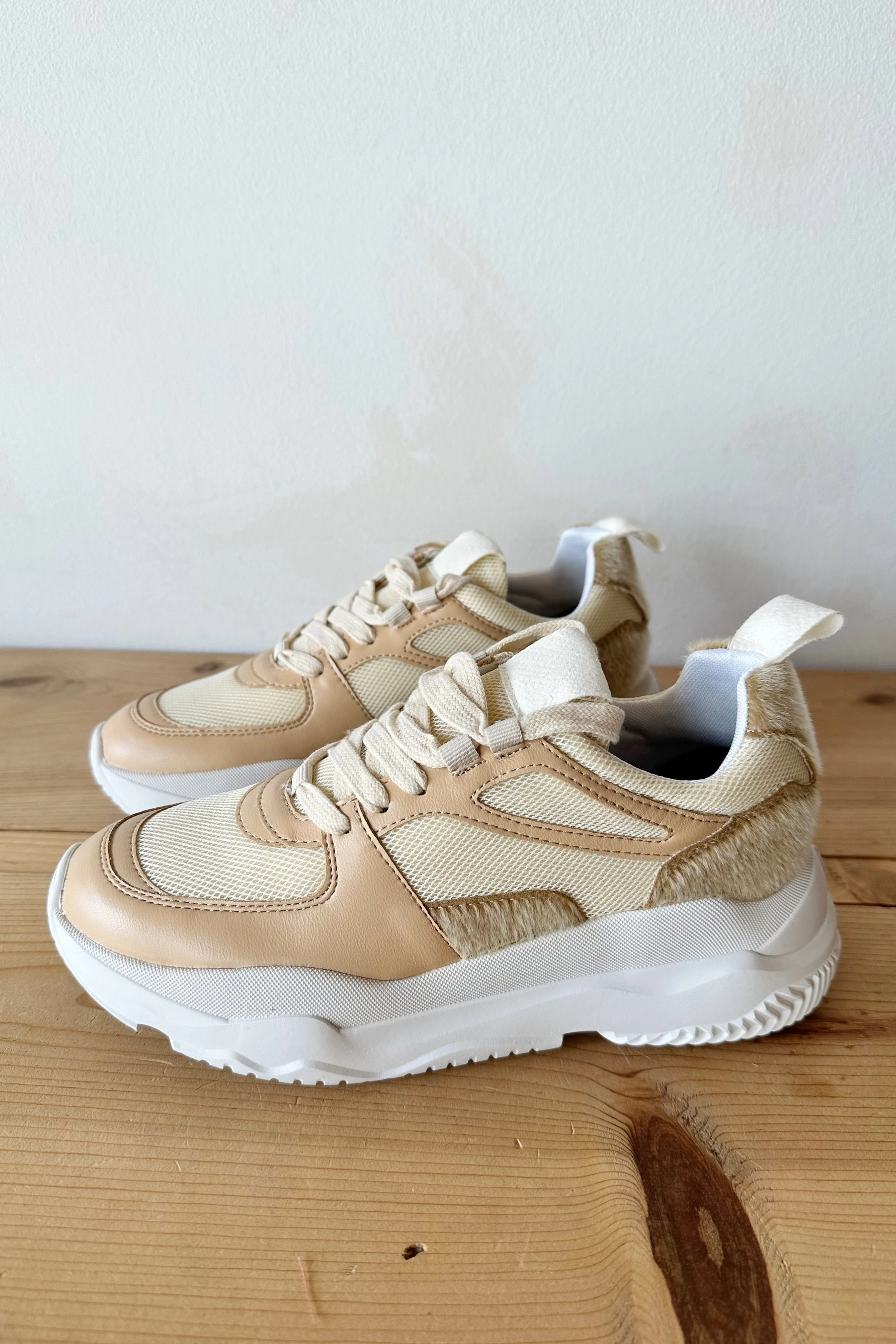 evie sneaker