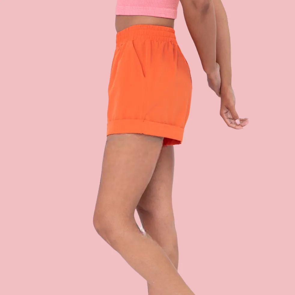 HIGHWAIST SHORT WITH CUFFED LEG