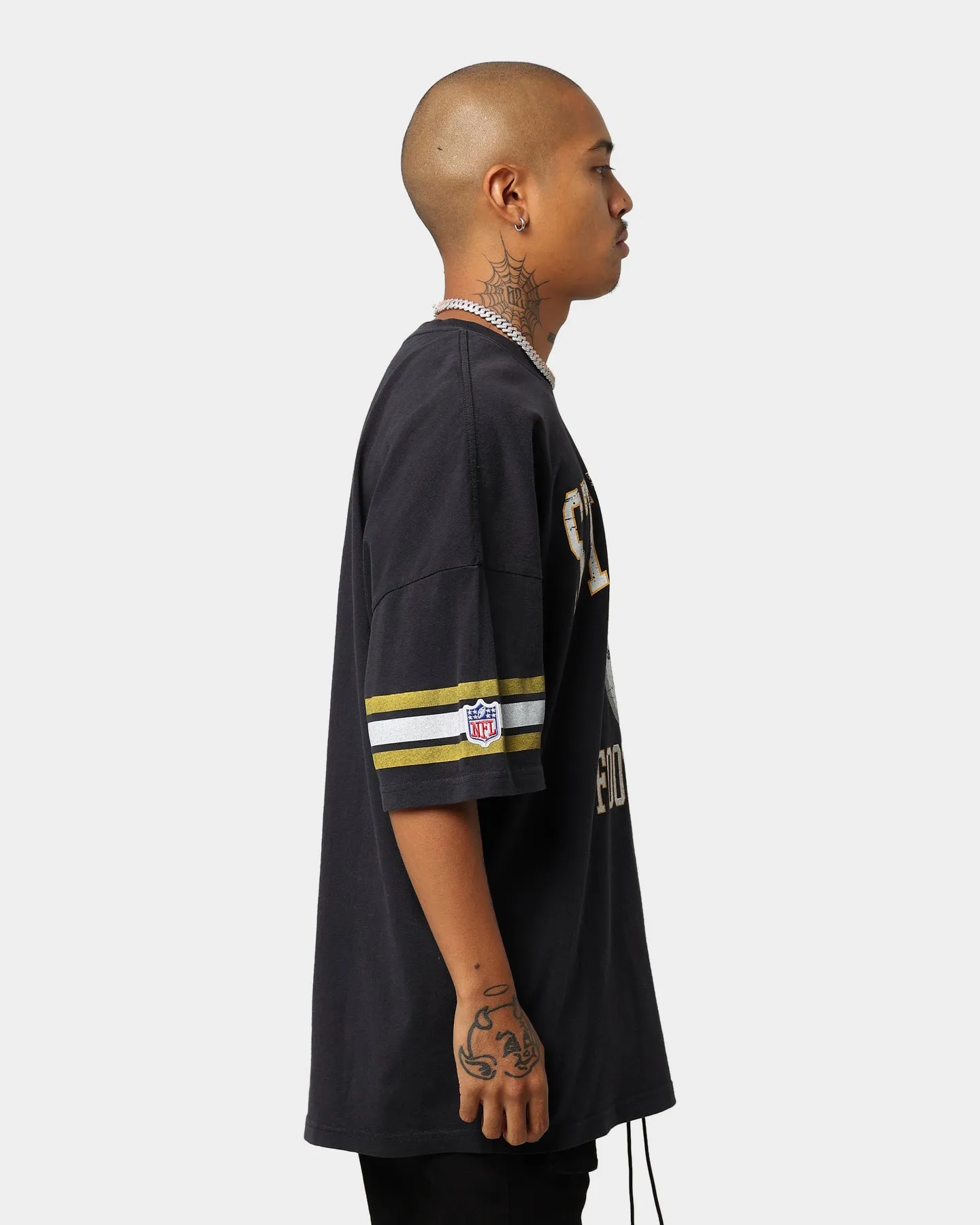 Majestic Athletic Pittsburgh Steelers NFL Crest Oversized T-Shirt Faded Black