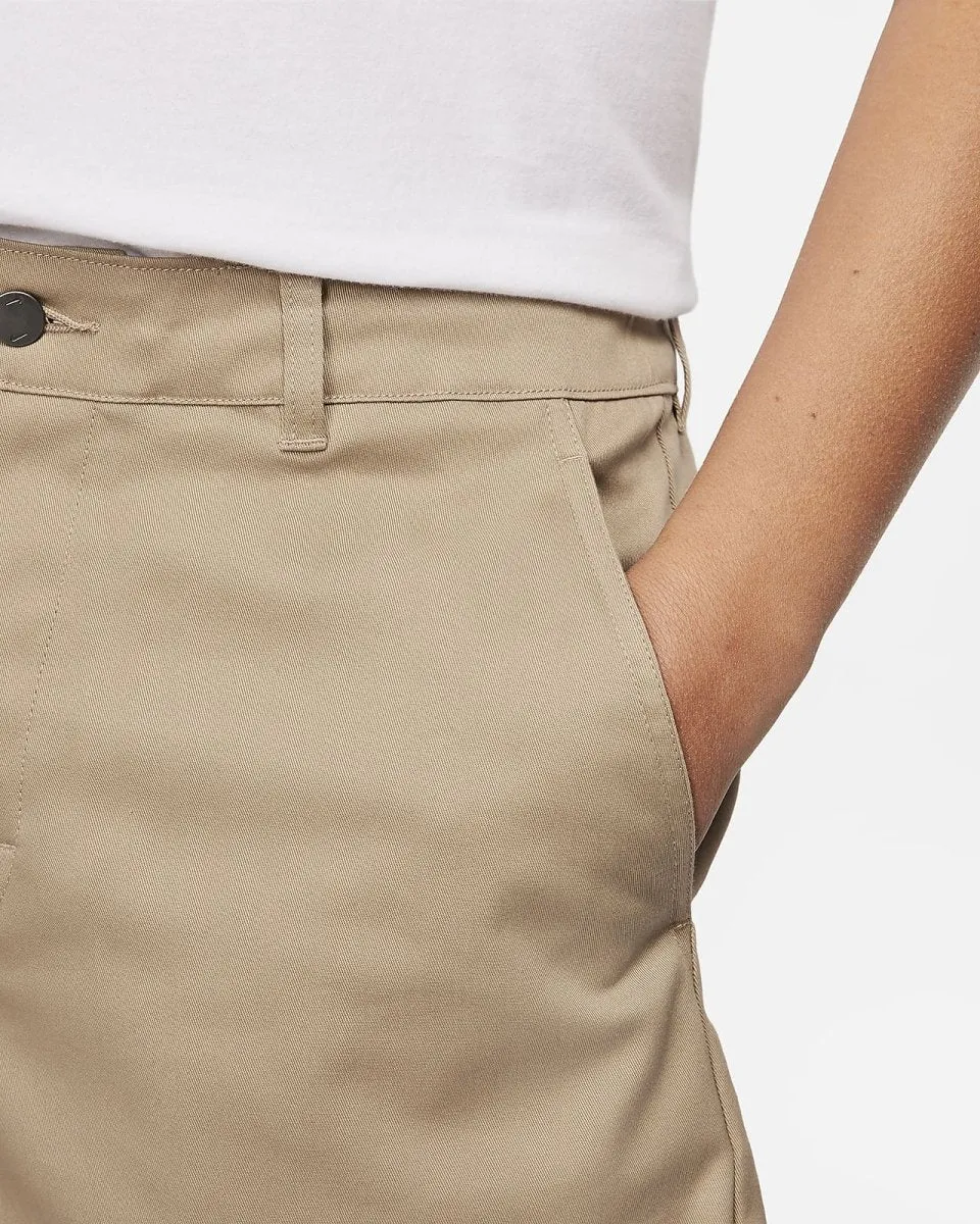 Nike SB El Chino Shorts in Khaki
