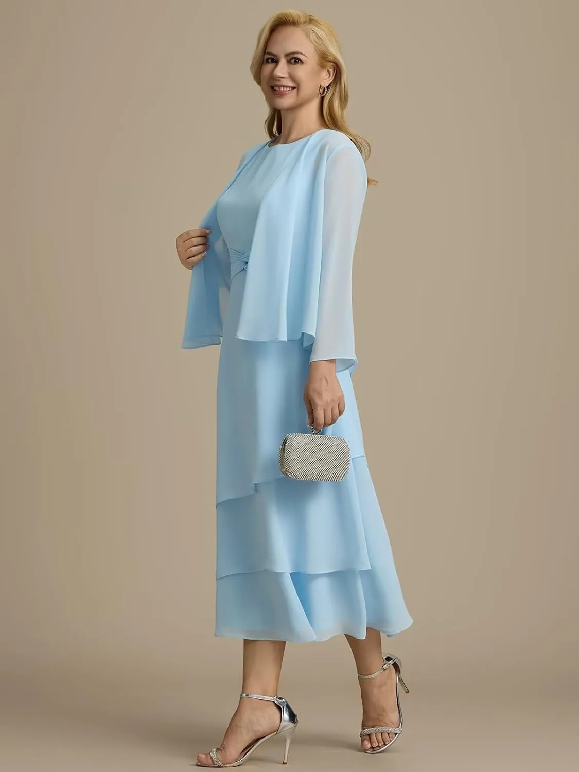 UZN Women's Long Mother of The Bride Dresses for Wedding Chiffon V Neck Long Sleeve Formal Evening Dress