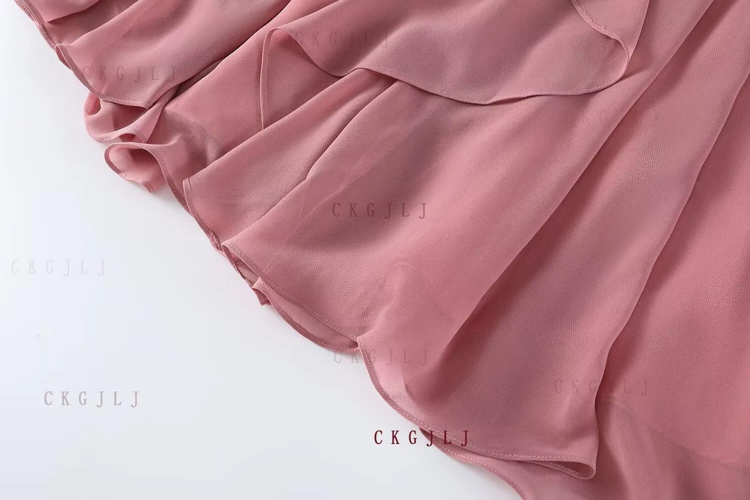 V Neck Chiffon Bridesmaid Dresses for Women 2025 Ruffles Formal Evening Gown Long Wedding Party Prom Dresses