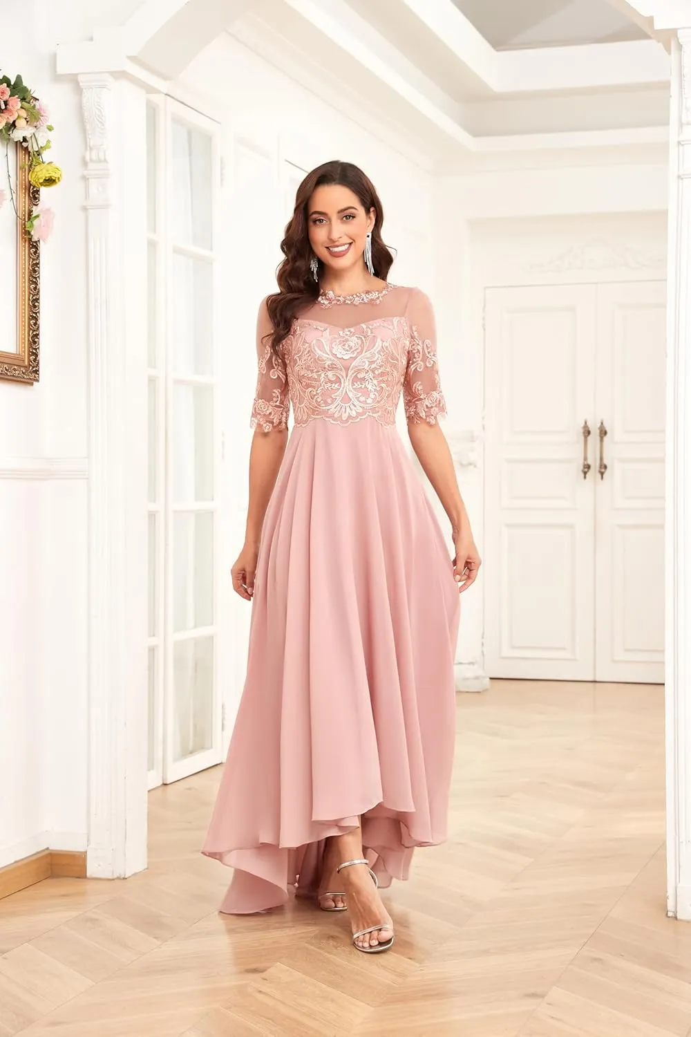 Women's Chiffon Half Sleeve Mother of The Bride Dresses for Wedding Scoop Neck Lace Appliques Evening Formal Party Gowns