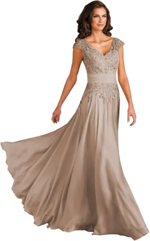 Women's V-Neck A-Line Lace Chiffon Mother of The Bride Dress Long Evening Gown with Pokcets 2023